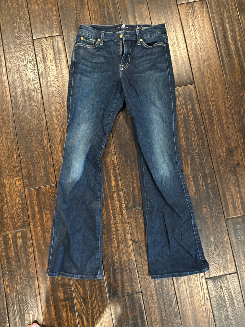 Seven For All Mankind short inseam Karah Bootcut